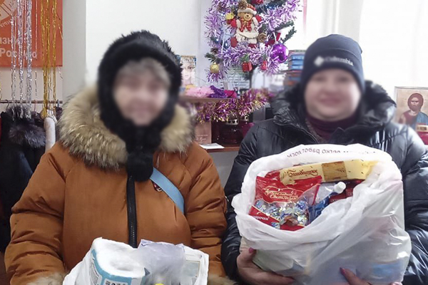 87 семей из числа беженцев получили продуктовые и гигиенические наборы от социального отдела Хабаровской епархии